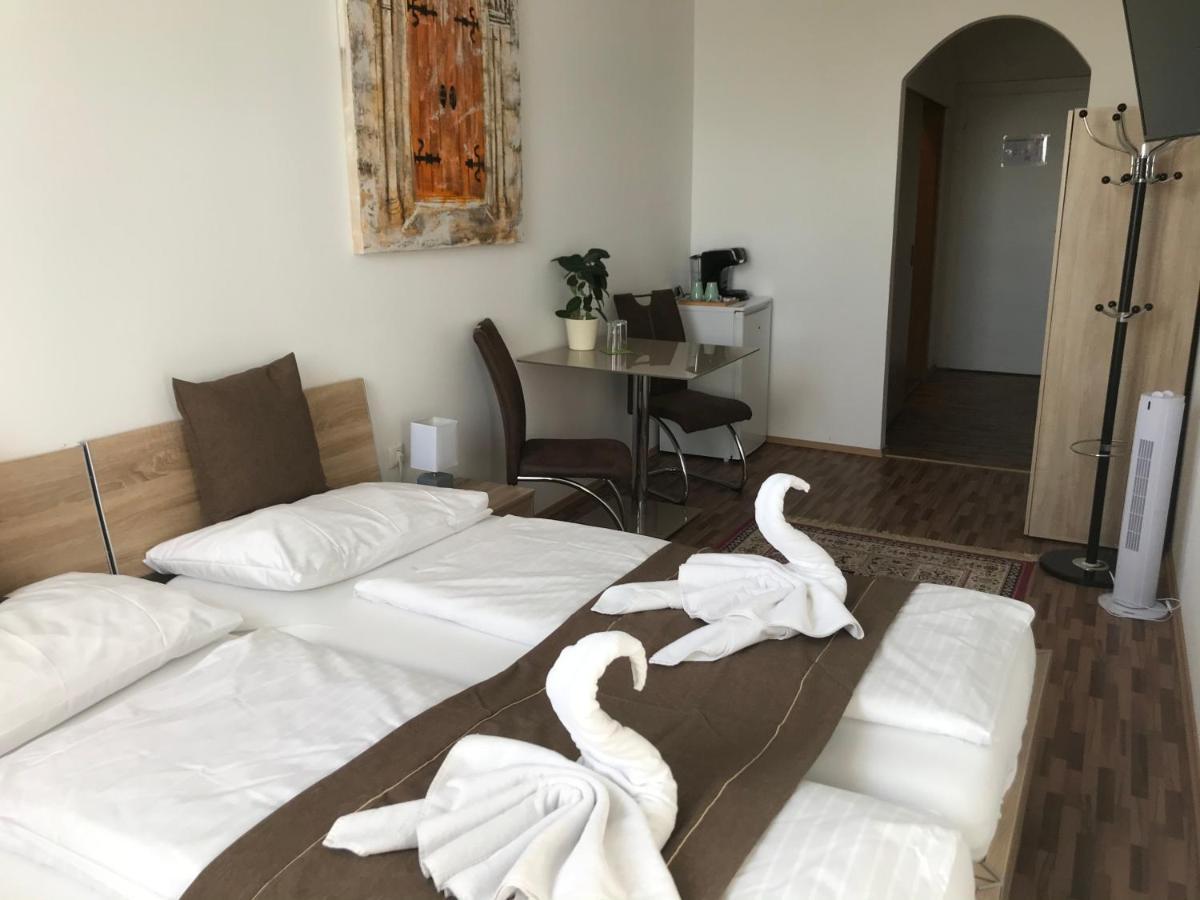 Hotel-Restaurant Zum Donaueck ماوتهاوزن المظهر الخارجي الصورة